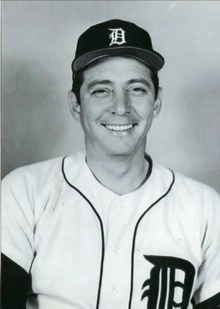 Hank Aguirre - - Detroit Tigers - - Glossy 5x7 B&w Photo