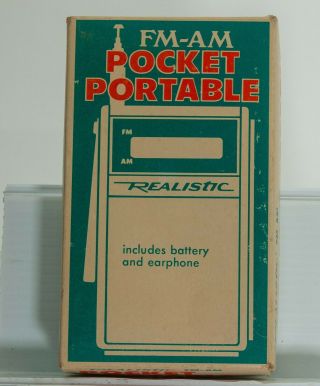 Vtg 1970 Realistic Radioshack 12 - 635a Fm - Am Portable Radio Solid State.
