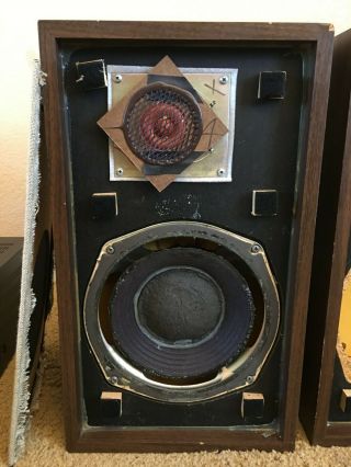Vintage - The Smaller Advent Loudspeakers 3
