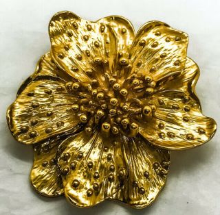 Vintage Brushed Gold Tone 3d Flower Brooch/pin 2 1/4” Diameter