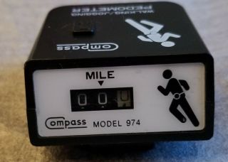 Pedometer Vintage Compass Model 974 Clip - On Walking Jogging No Batteries