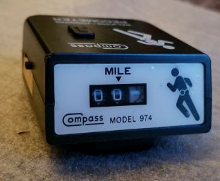 Pedometer Vintage Compass Model 974 Clip - on Walking Jogging no batteries 2