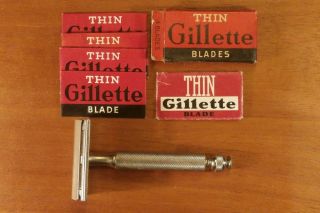 Vintage " Gillette " Tech B2 3 Piece Ball End Safety Razor W/ 5 Thin Blades