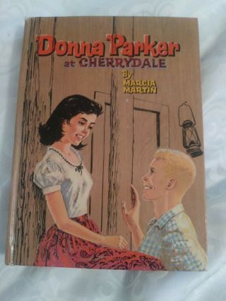 Vintage Book 1957 Donna Parker At Cherrydale By Marcia Martin