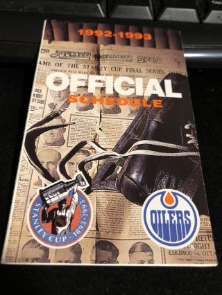 1992 - 93 Edmonton Oilers Hockey Pocket Schedule Molson Version