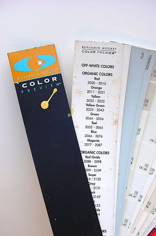 Benjamin Moore Color Preview Swatches Palette Book Fan Deck - Vtg Classic Colors