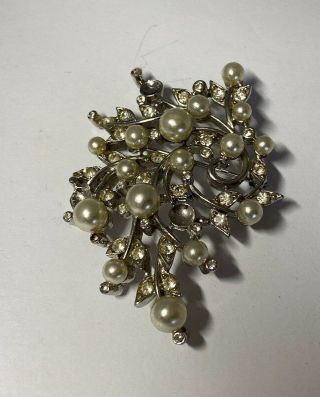 Vintage Kramer Of York Silver Tone Brooch Pin W Pearls & Rhinestones