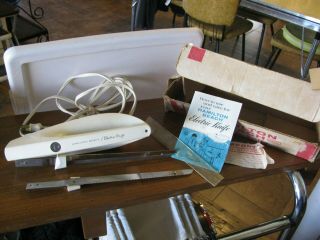 Vintage Hamilton Beach Scovill Model 275electric Carving Knife Classic W/ Box