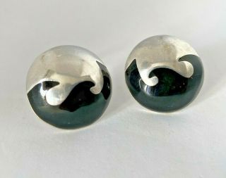 Vintage Taxco.  925 Sterling Silver Onyx Inlay Waves Half Dome Clip On Earrings