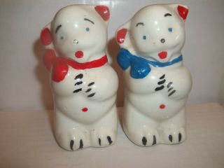 Vintage Shawnee Bear Salt And Pepper Shakers With Cute Bottoms