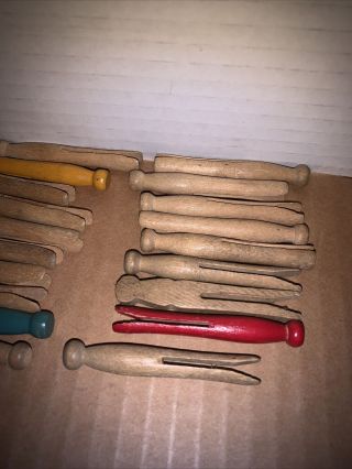 Vintage 28 Wooden Clothes Pins Craft Round Flat Top Clothespins Weathered Dolls 2