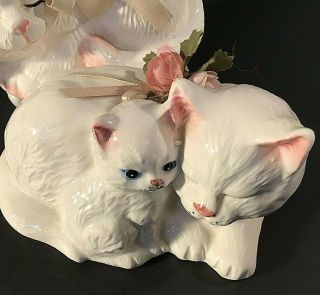 PERSIAN CAT FIGURINES SET OF 2 MOTHER KITTEN WHITE ROSES & RIBBON 5 3/4 