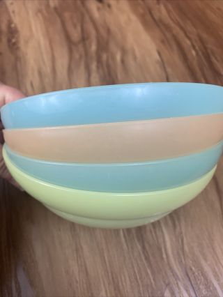 4 Vintage Tupperware Cereal Bowls In Light Colors,  Blue,  Green,  Peach & Yellow