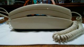 Vintage Southwestern Bell Freedom Phone Fc2555 Touch Tone Beige Telephone