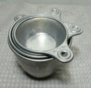 Set Of 4 Vintage Metal Tin Nesting Measuring Cups Riveted Handle 1950 