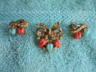 Vintage Faux Pearl With Aqua And Pink Stones Pin/brooch Screw Back Earrings Set