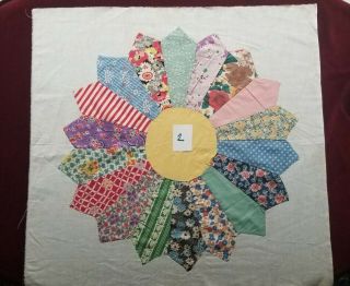 Vintage 30s 40s Feed Sack Prints Dresden Plate Quilt Block,  Hand Pieced,  22x22