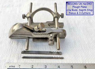 Vintage Record Uk Model: 043 Plough Plane,  Complete With All 3 Irons Old Tool