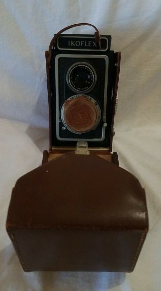 Vintage Ikoflex Zeiss Ikon Camera With Leather Case
