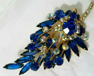 Vintage Juliana Sapphire Blue Aurora Borealis Rhinestone Brooch Pendant