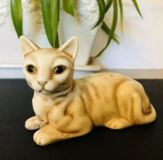 Vintage Norleans Ceramic Siamese Cat Figurine Laying Down Brown White Japan