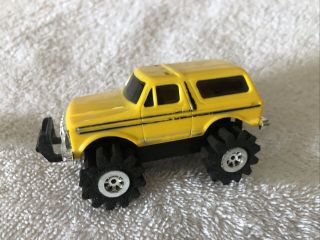 Schaper Stomper Ford Bronco Yellow 4x4 Vintage 1980s