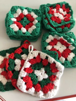 Vintage Hand Crocheted Christmas Colors Granny Squares 15 Pc 4 3/4”