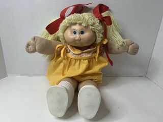 Vintage Cabbage Patch Kids 17 " Girl Doll 1982 With Clothes