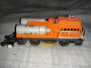 Vintage Lionel Train 3927 Track Cleaner Cleaning Car