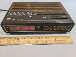Vintage Ge 7 - 4612a Am/fm Alarm Clock Radio Digital Led General Electric -