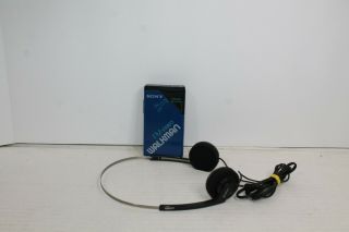 Vintage Sony Fm Stereo Walkman Srf - 20w Blue Radio Euc
