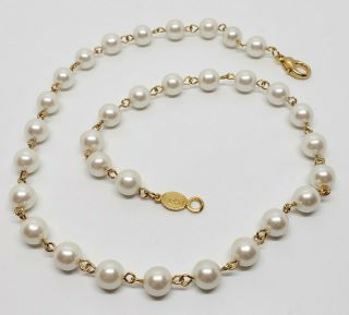 Ornate Vintage Signed Napier Gold Tone Chain Link Lucite Faux Pearl Necklace