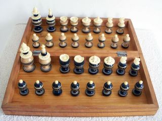 Vintage Wooden Chess Set with Folding Wood Board 2