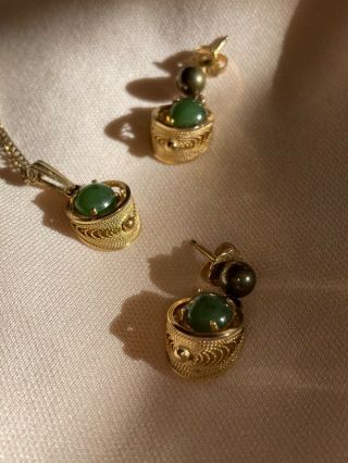 Vintage Sorrento 14 K Jade Earring Necklace Set