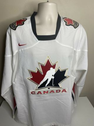 Vintage Nike Team Canada Hockey Jersey Men’s Size Large White