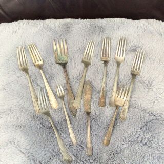11 Antique,  Vintage Collectible Forks 7.  5 “ Wm Rogers & Mfg Co Aa,  Silver Plate