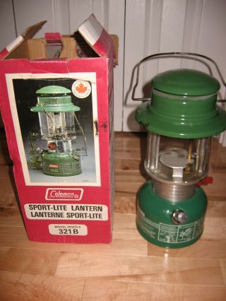 Vintage Coleman Lantern 321b W / Box Dated 2 - 80