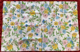 Vintage 1970s - Retro Mod Flower Pillowcase - EVC - Colorful Pastels 2