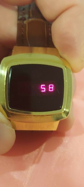 vintage 1970s ARMITRON mens LED Digital watch 2