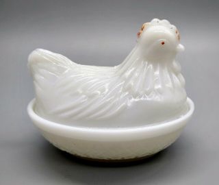 Vintage Hazel Atlas Hen On Nest White Milk Glass Trinket Box 3.  5 "