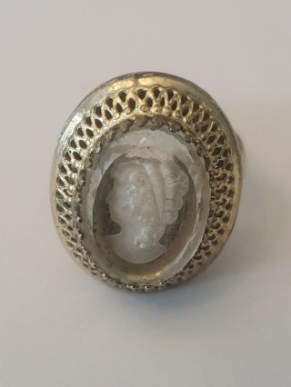 Vintage Signed Whiting And Davis Goldtone Glass Intaglio Cameo Ring Size 7