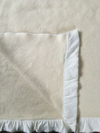 Vtg Faribo Blanket 100 Pure Wool Satin Trim Cream Beige 75 X 90 " Fabribault Mn