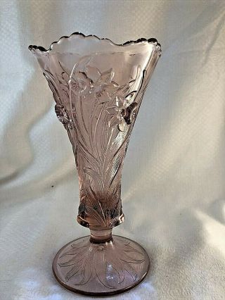 Vintage Fenton Empress Rose Pink Daffodil 7 3/4 " Pedestal Footed Vase