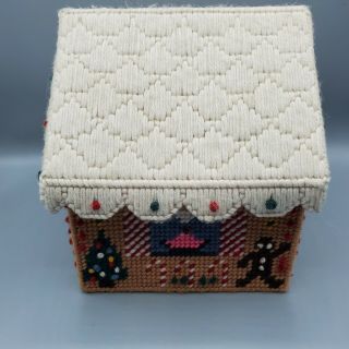 VTG Plastic Canvas Needlepoint Finished Gingerbread House Fabric Lined Box 2