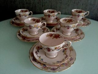 Stunning Vintage 18 Piece Tuscan Pink Floral Porcelain Teaset