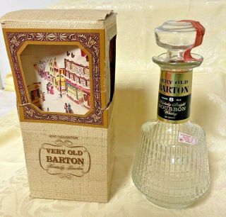 Vintage " Very Old Barton Kentucky Bourbon Whiskey " Decanter