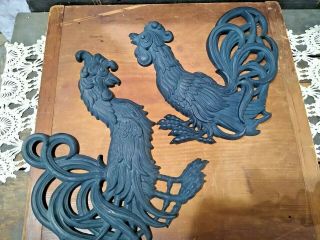 Vintage Mid Century Plastic Rooster Set Of 2 Wall Hanging Farmhouse Decor