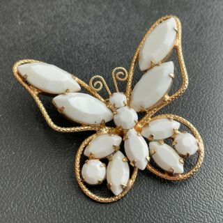 D&e Juliana Vintage White Milk Glass Butterfly Brooch Pin 110