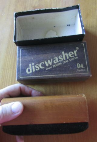Vintage Discwasher D4 System Record Care,  Velvet And Wood Brush