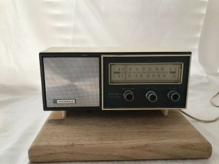Vintage Panasonic Solid State Electric Radio Model Re - 6137 Fm - Am 2 - Band